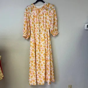 Keepsake Yellow Pink Floral Short Sleeve Midi Dress Size Medium thumbnail 2