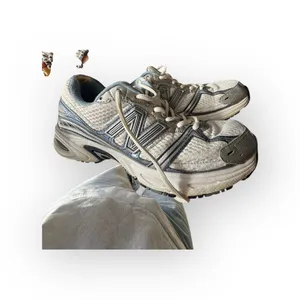 New Balance 470 White and Blue Athletic tennis Shoes thumbnail 2