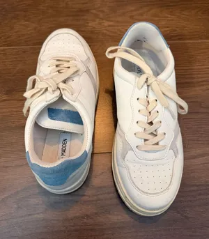 Steve Madden Cream Leather Sneakers with Light Blue Heel thumbnail 1