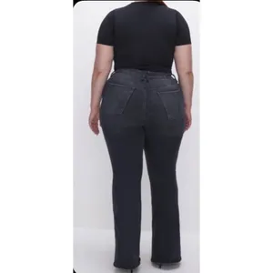 Good American Always Fits Good Legs Flare Jeans Plus Size 28-32 Faded Black NEW thumbnail 3