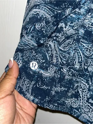 Lululemon Tracker Short V *4" thumbnail 3