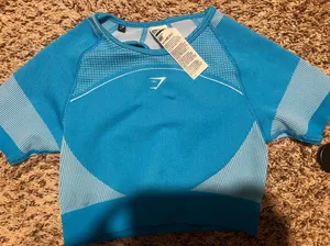Gymshark Crop Top thumbnail 2