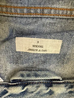 Levi's Altered Trucker Denim Jacket Size Small thumbnail 2