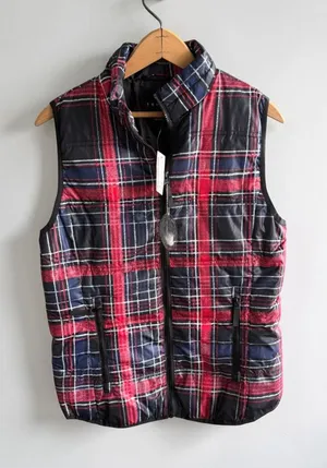 Tribal Womens Red Navy Blue Plaid Puffer Vest Quilted Full Zip Small NWT thumbnail 1