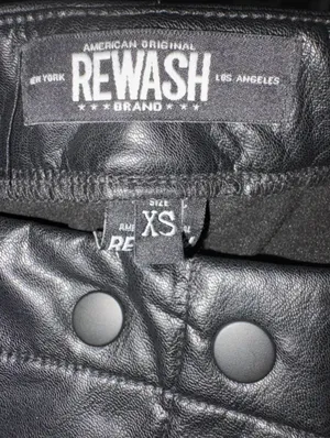 REWASH Black Faux Leather Women’s Shorts XS thumbnail 5