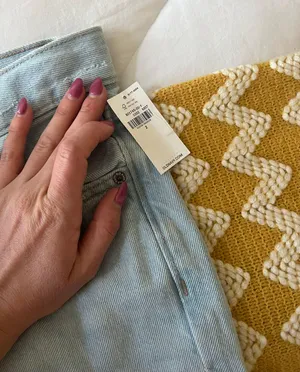 Old Navy Low Rise Slouchy Distressed Light Wash Jeans thumbnail 7