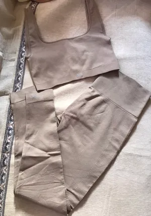 Set Active Leggings & Matching Bra thumbnail 1