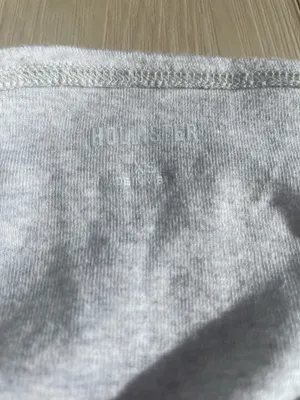 Grey Hollister Top Long Sleeve thumbnail 2