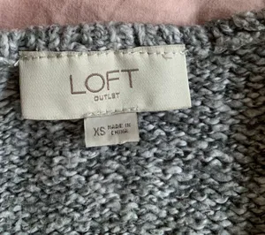 Sweater thumbnail 4