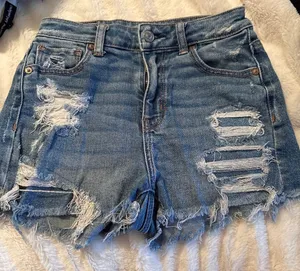 American Eagle Shorts thumbnail 1