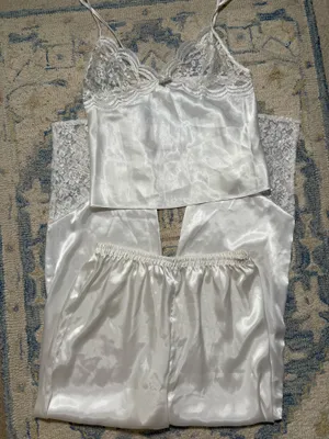 Madison & Berkeley White silk set thumbnail 1
