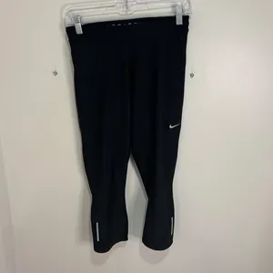 Nike Dri-FIT Women Black Cropped Running Leggings Just Do It thumbnail 2