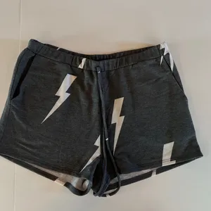 Leli"s Collection - Vanilla Sky Bolt Shorts - Size M - NEW With Tags.‎ thumbnail 4