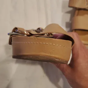 The Dolce Vita Cici Blush Stella Buckled Platform Slide Sandals (5) thumbnail 10