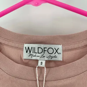 WILDFOX T-Shirt Small Bride Tribe NWT Wedding Bridal Shower Bachelorette Party thumbnail 4