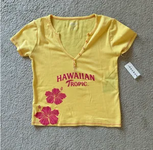 Hawaiian Tropic Tee  thumbnail 1