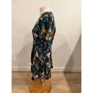 Tropical Pineapple Floral Mini Dress Black V-Neck Smocked Waist Tassel Accent M thumbnail 3