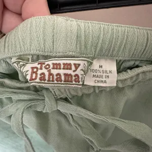 Silk Tommy Bahama Capri Pants Women's Med Macha Green Drawstring Pockets Lagen thumbnail 2