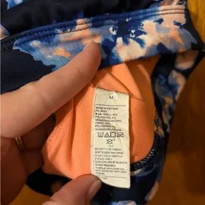 Old Navy, size medium, floral print sports bra thumbnail 4