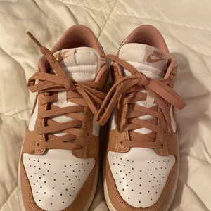 Nike Dunk Low thumbnail 3