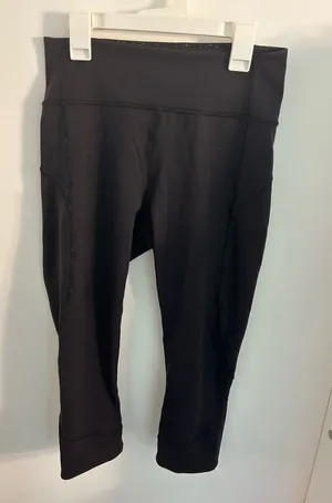 Lululemon Black Capri Leggings thumbnail 1