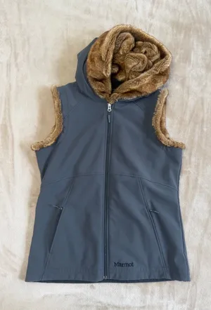 Marmot Furlong Softshell Vest Full Zip Faux Fur Lined Hooded Charcoal Gray Large thumbnail 1
