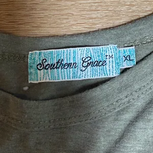 Southern Grace Texas Tee XL | Floral Cactus Texas Shirt | Gray Short Sleeve thumbnail 4