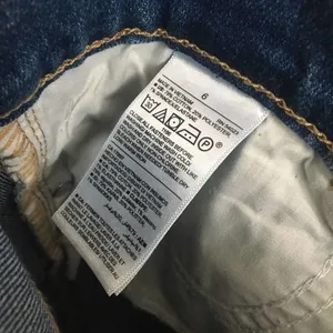 Old Navy Bermuda Jean Shorts Distressed Size 6 Blue Denim w/ Pockets Cotton thumbnail 7