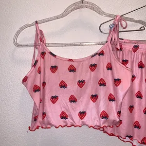Amazon Woman’s two piece pink strawberry sexy set pajama set thumbnail 2