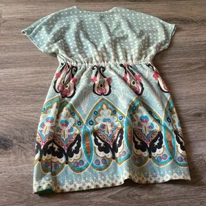 Charlotte Russe Pastel Paisley Tunic Size Small thumbnail 8