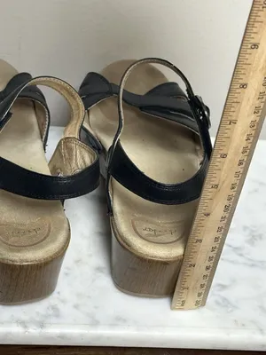 Women’s DANSKO Season Black Full Grain Leather Clog Strappy Sandals Heels Sz 39 thumbnail 6