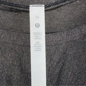 Lululemon Women's 12 Black and Gold Metallic Crescent Spark Athletic Tee Top thumbnail 4