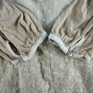 ANTHROPOLOGIE‎ Tiny M Medium Top Finja Embroidered Blouse Romantic Victorian thumbnail 5