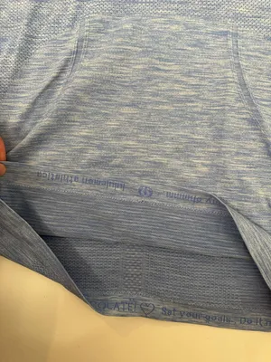 Lululemon Run: Swiftly Tech V Neck Heathered Lullaby Blue Size 6 thumbnail 12