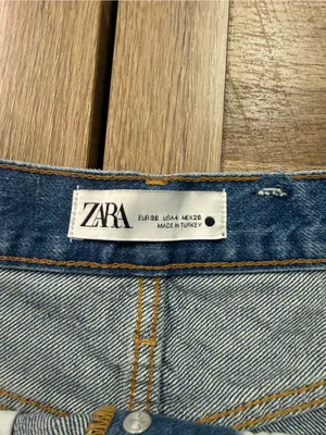 Zara Distressed Cutoff Jean Shorts Button Fly Women’s Size 4 Cotton thumbnail 5