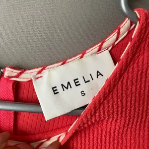 Emelia sz S red strapless sleeveless cute tank‎ top thumbnail 5