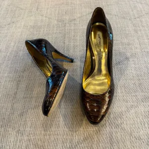 Antonio Melani Brown Croc Embossed Leather Pumps Heels Size 6 thumbnail 2