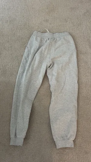 grey lululemon joggers thumbnail 2