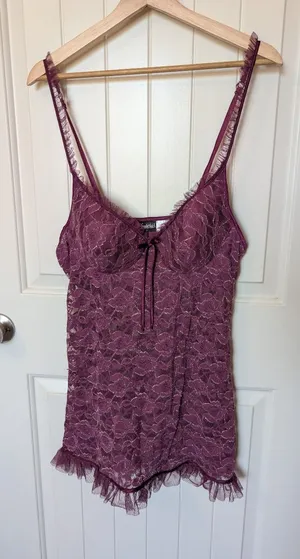 Frederick's of Hollywood Floral Lace Negligee XLarge Plum thumbnail 1