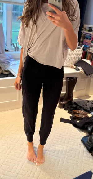 Lululemon Align Joggers thumbnail 1