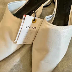 Zara *NWT* Elegant White Mules for Women thumbnail 4