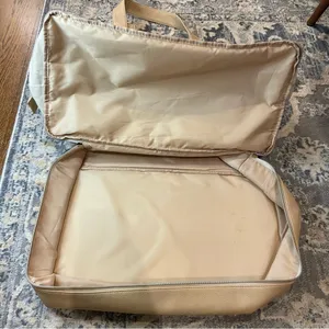 Beis Beige Travel Tote Bag (flawed) thumbnail 6