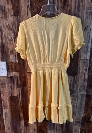 One Clothing women's mini yellow sundress. Size large thumbnail 4