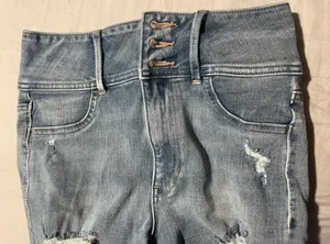 Skinny Jeans thumbnail 5