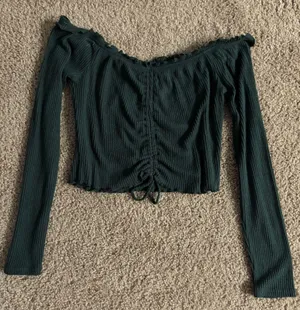 PacSun Crop Top Long Sleeve thumbnail 1