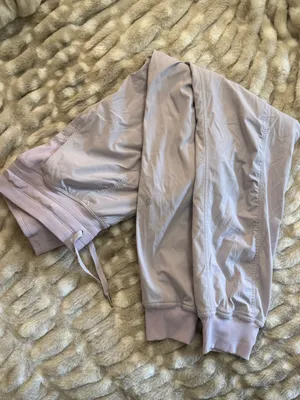 Lululemon Dance Studio Joggers thumbnail 8