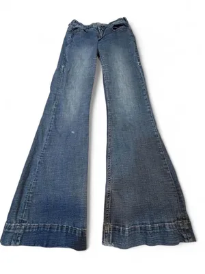 Cowgirl Tuff Women's Bootcut Jeans in Washed Blue thumbnail 4