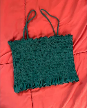 Forever 21 Green Spaghetti Strap Stretch Crop Top thumbnail 2