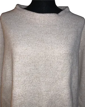 Roundneck 3/4 Sleeve Sweater thumbnail 4