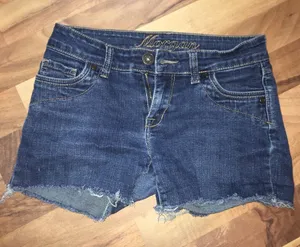 Dark frayed jean shorts Size 4 thumbnail 1